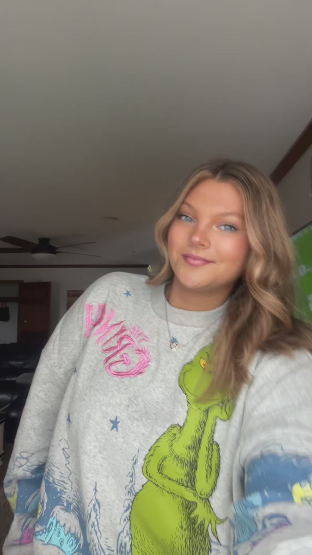 The Grinch Holiday Set video