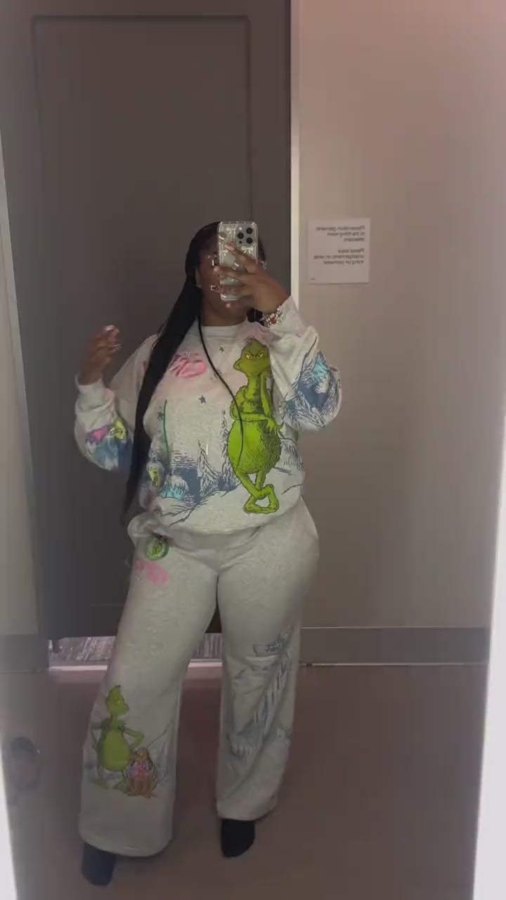 The Grinch Holiday Set video