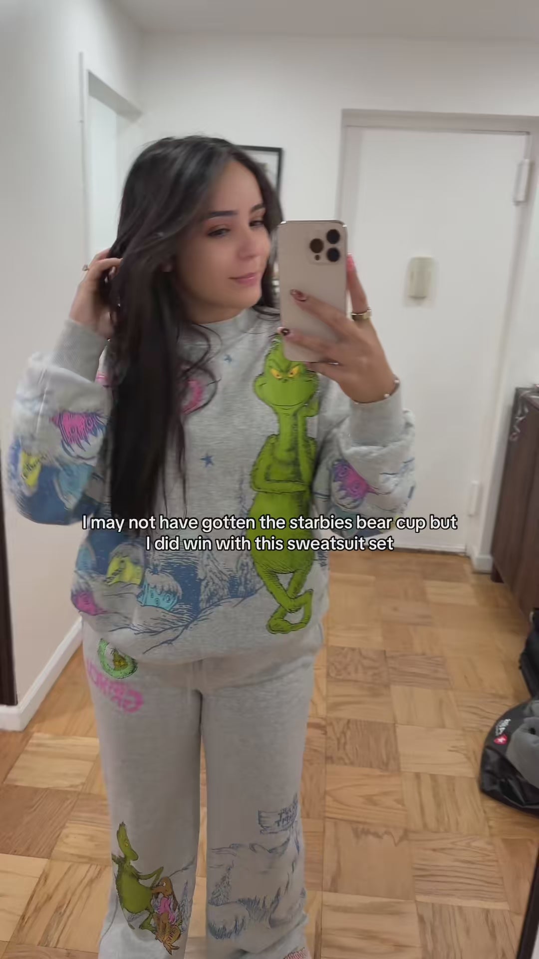 The Grinch Holiday Set video